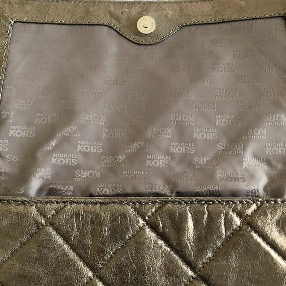 Michael Kors Quilted Chain Shoulder Bag - Picture 6 of 14